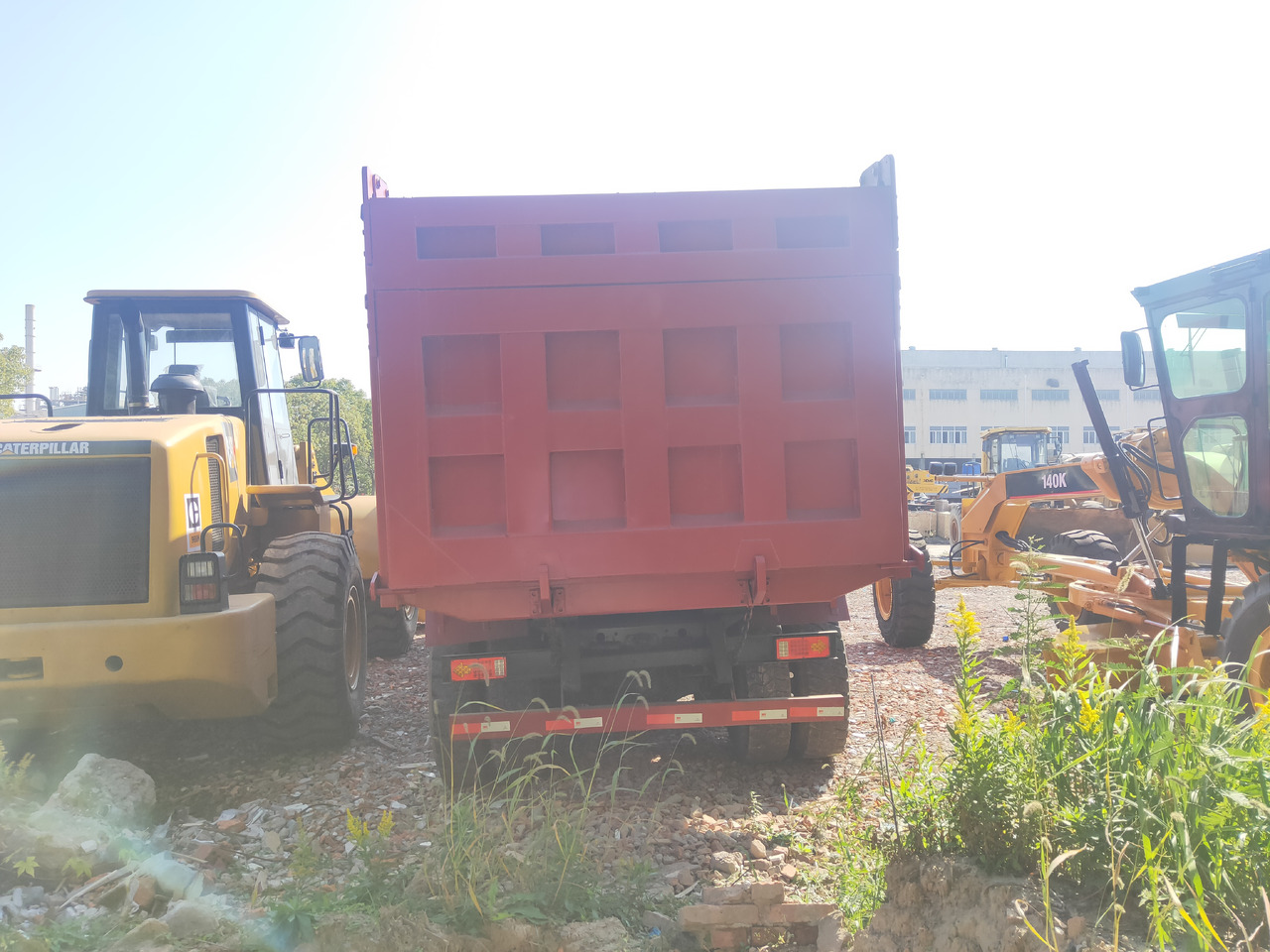 SINOTRUK HOWO - Kallurauto: pilt 5 SINOTRUK HOWO - Kallurauto: pilt 5