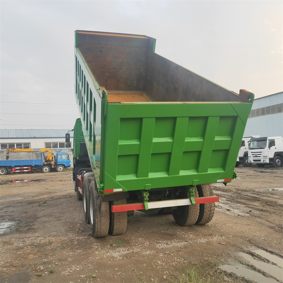 SINOTRUK HOWO - Kallurauto: pilt 5 SINOTRUK HOWO - Kallurauto: pilt 5