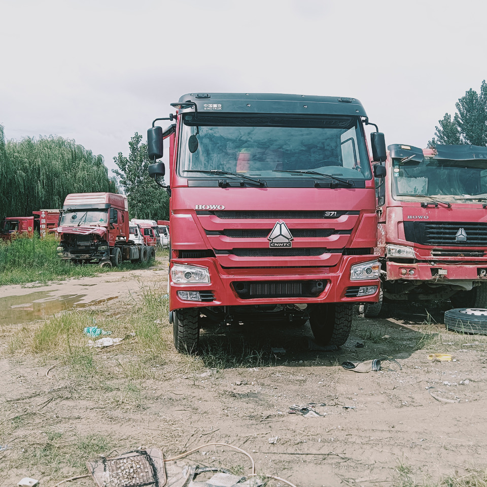 SINOTRUK HOWO - Kallurauto: pilt 2 SINOTRUK HOWO - Kallurauto: pilt 2