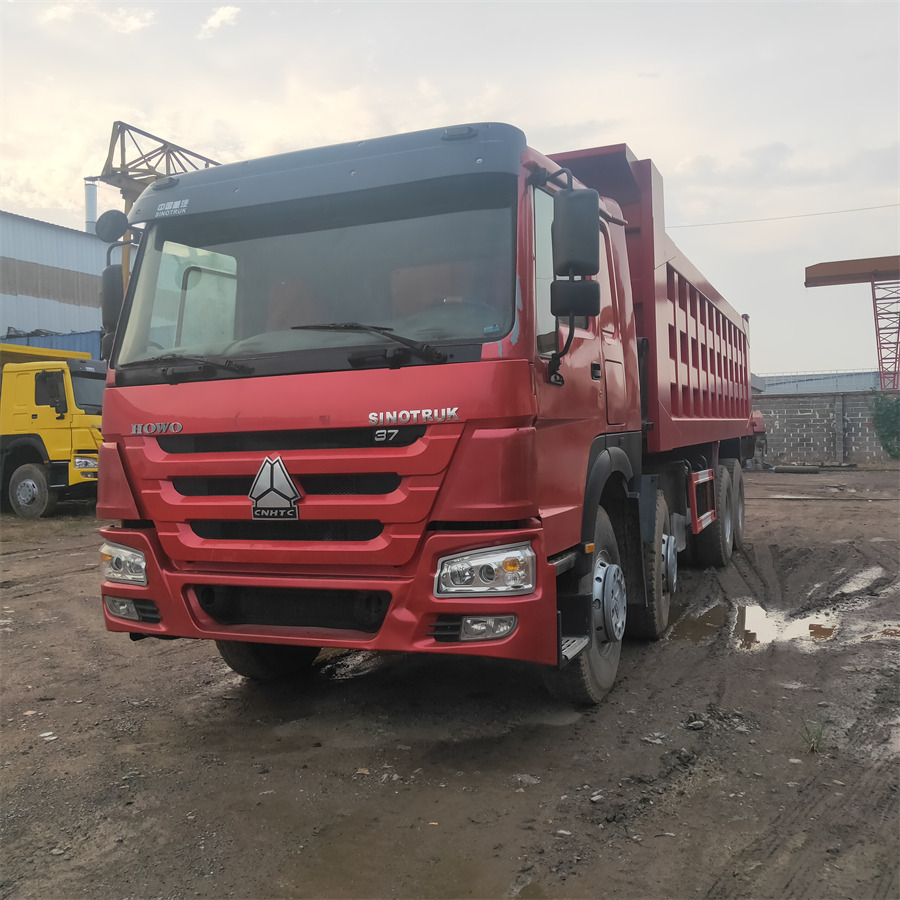 SINOTRUK HOWO - Kallurauto: pilt 4 SINOTRUK HOWO - Kallurauto: pilt 4