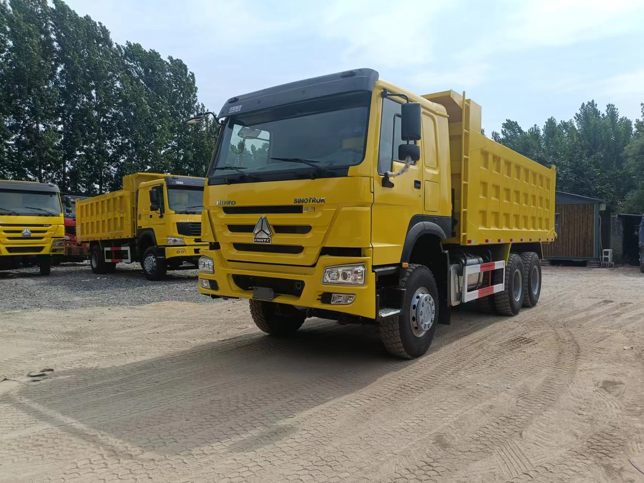 SINOTRUK HOWO - Kallurauto: pilt 1 SINOTRUK HOWO - Kallurauto: pilt 1