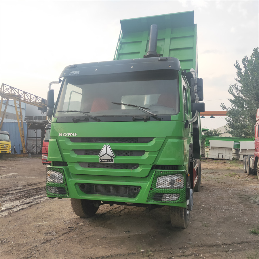 SINOTRUK HOWO - Kallurauto: pilt 3 SINOTRUK HOWO - Kallurauto: pilt 3