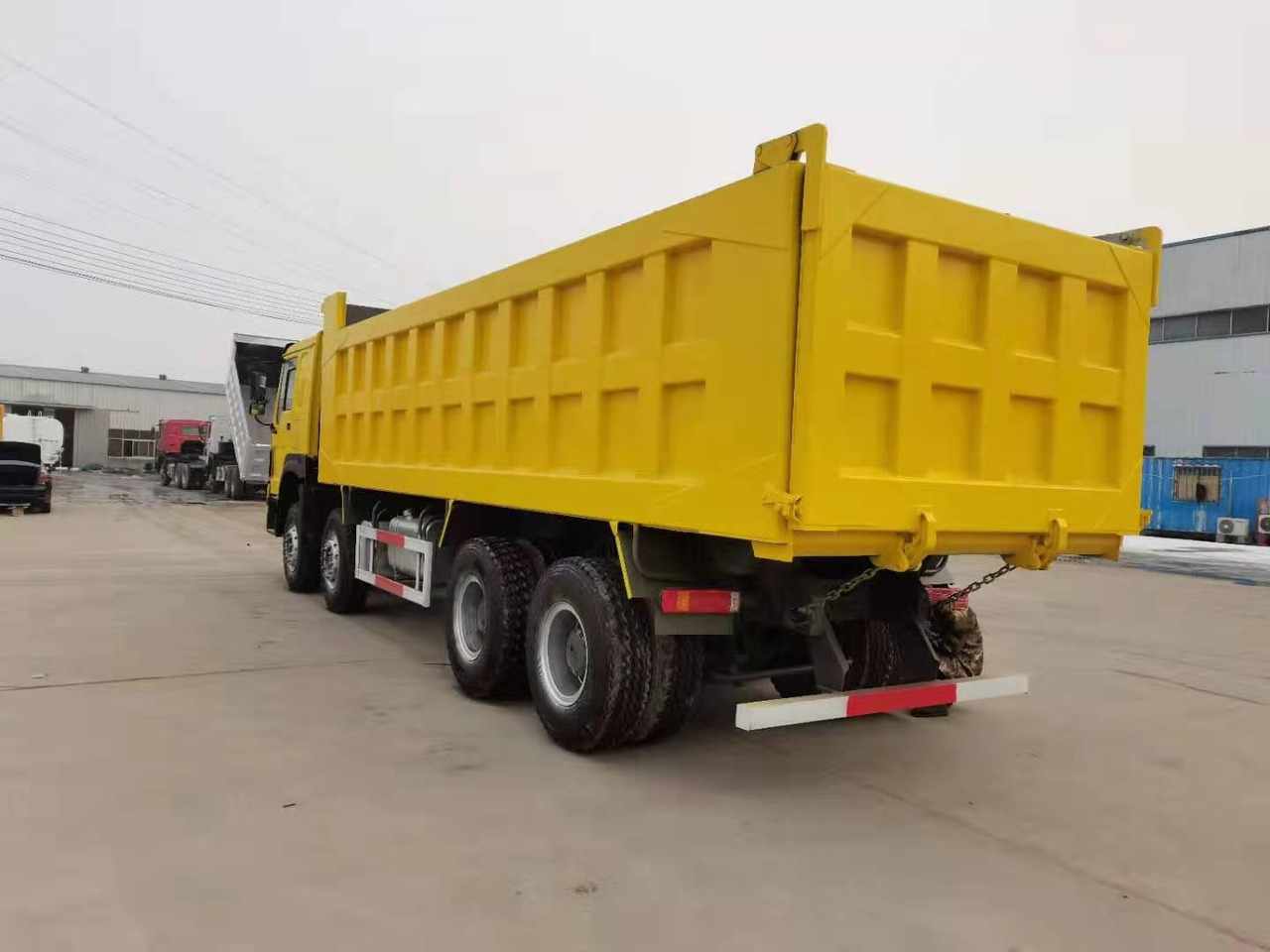 SINOTRUK HOWO - Kallurauto: pilt 3 SINOTRUK HOWO - Kallurauto: pilt 3