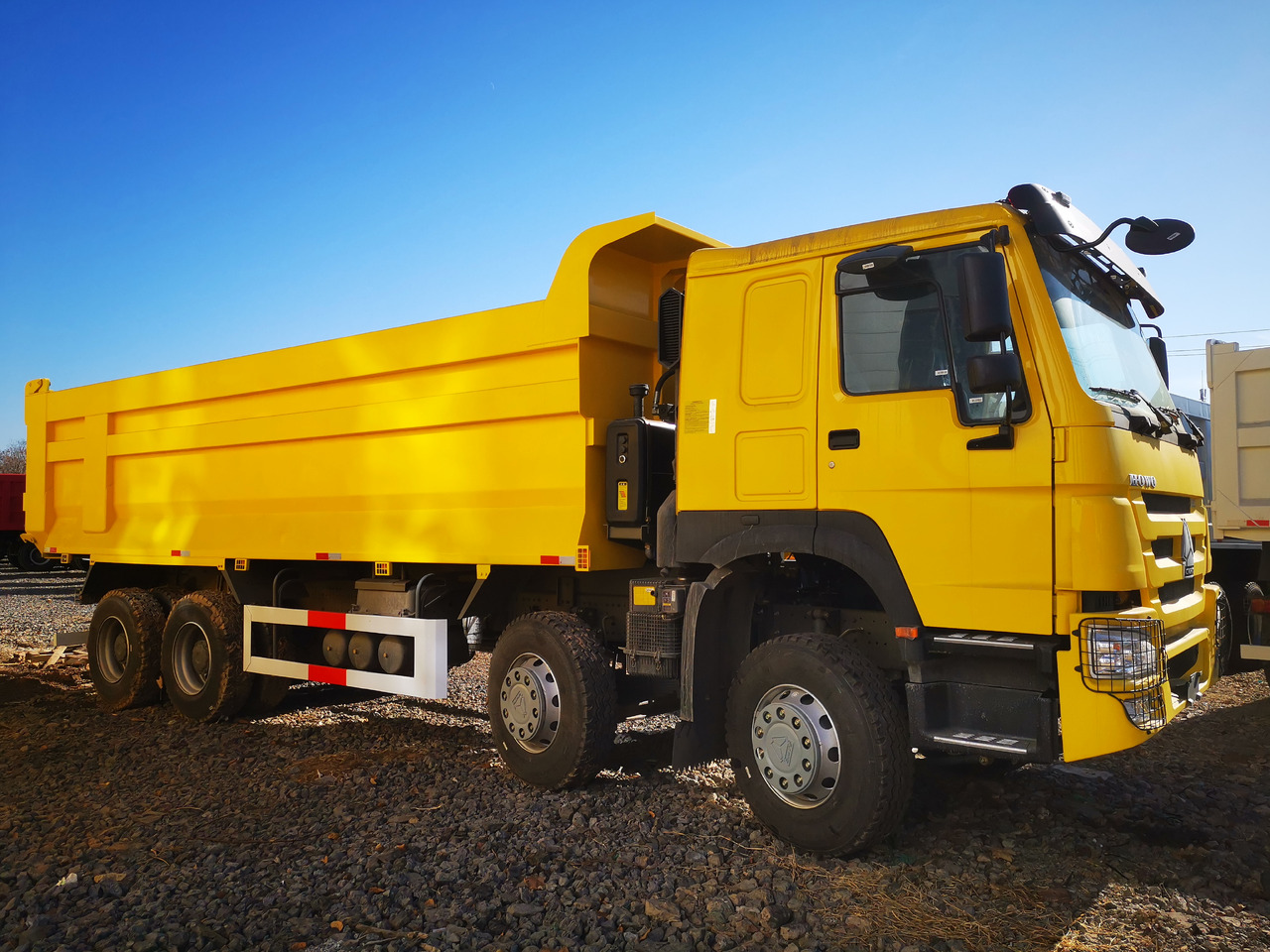 SINOTRUK Howo - Kallurauto: pilt 4 SINOTRUK Howo - Kallurauto: pilt 4