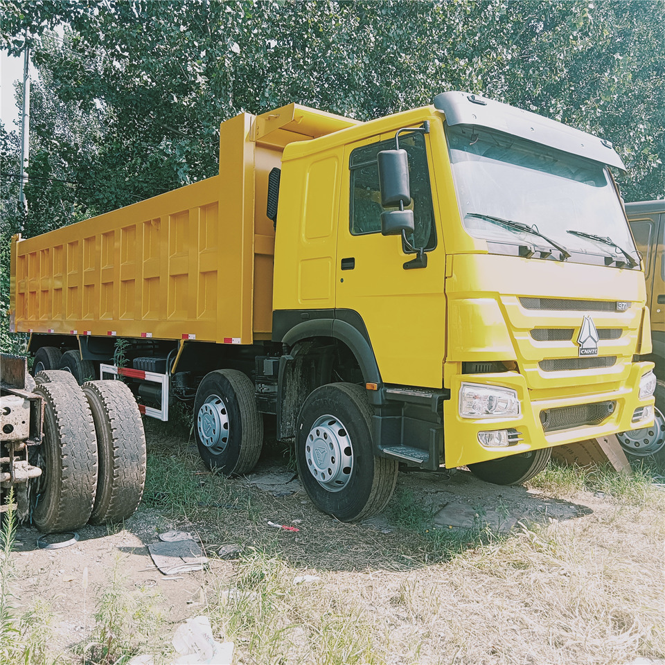 SINOTRUK Howo - Kallurauto: pilt 3 SINOTRUK Howo - Kallurauto: pilt 3