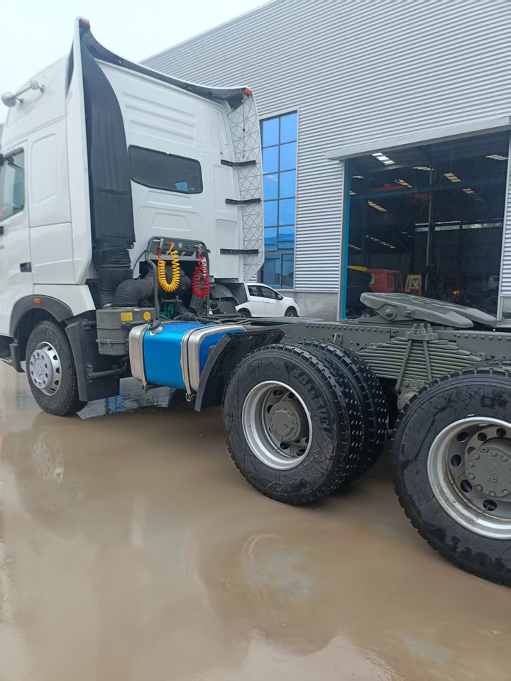 SINOTRUK HOWO A7 - Sadulveok: pilt 5 SINOTRUK HOWO A7 - Sadulveok: pilt 5