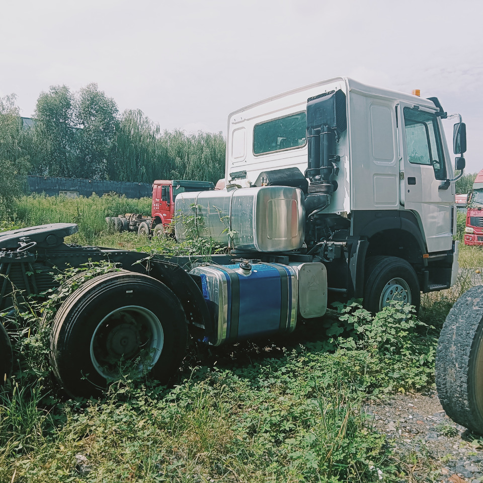 SINOTRUK HOWO - Sadulveok: pilt 4 SINOTRUK HOWO - Sadulveok: pilt 4