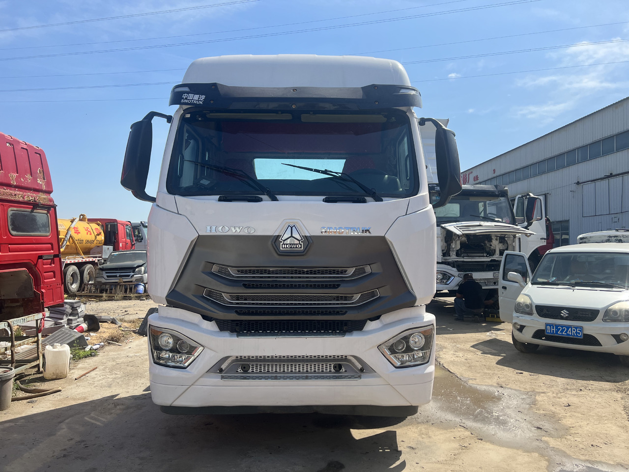 SINOTRUK HOWO trailer head - Sadulveok: pilt 2 SINOTRUK HOWO trailer head - Sadulveok: pilt 2