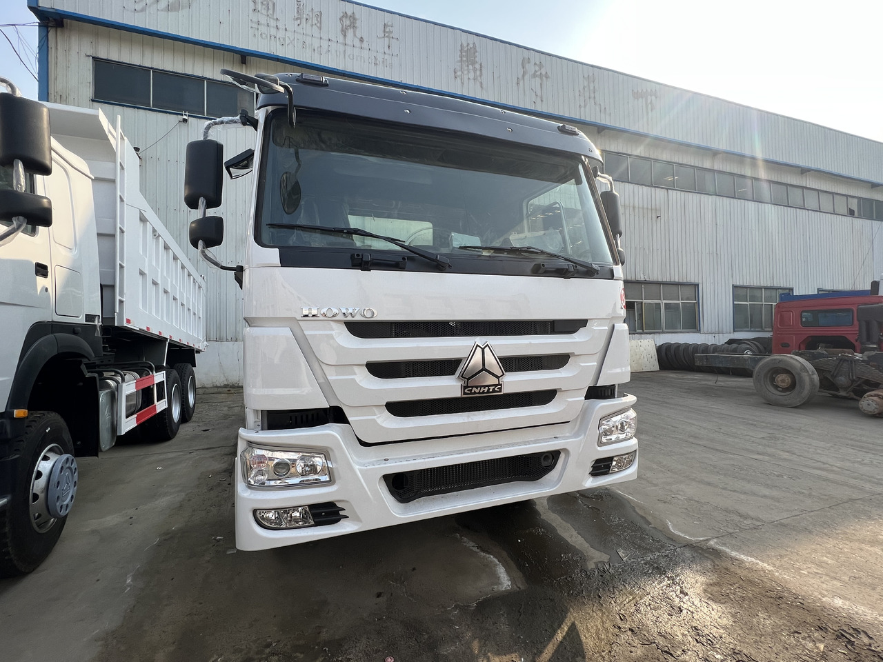 SINOTRUK HOWO tralier head - Sadulveok: pilt 3 SINOTRUK HOWO tralier head - Sadulveok: pilt 3