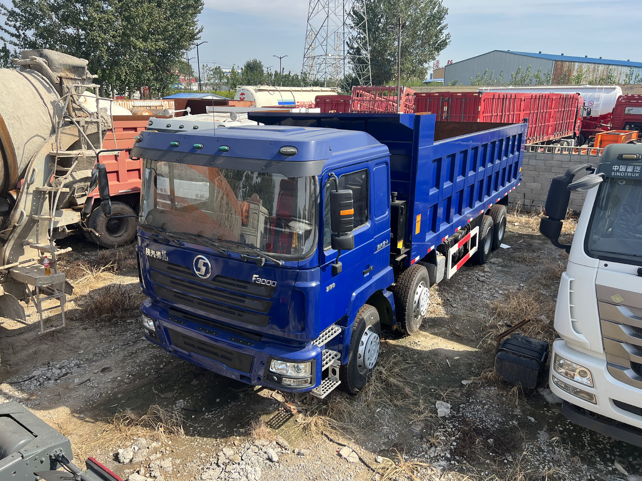 Shacman F3000 8x4 - Kallurauto: pilt 3 Shacman F3000 8x4 - Kallurauto: pilt 3