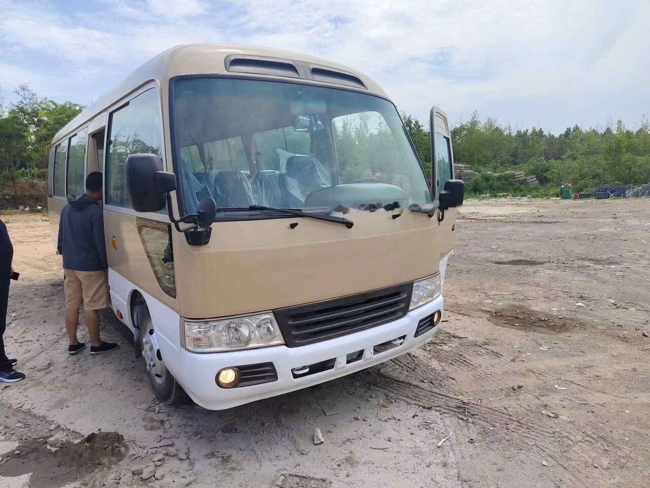 Toyota Coaster - Linnaliini buss: pilt 5 Toyota Coaster - Linnaliini buss: pilt 5