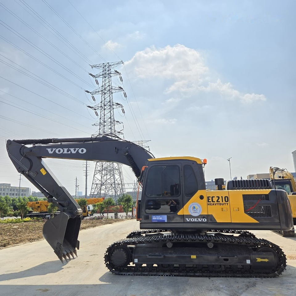 Volvo EC210 - Lintekskavaator: pilt 1 Volvo EC210 - Lintekskavaator: pilt 1