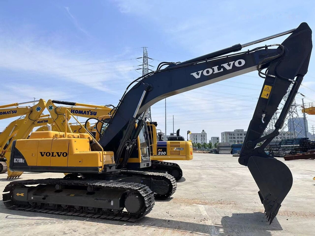 Volvo EC210BLC - Lintekskavaator: pilt 2 Volvo EC210BLC - Lintekskavaator: pilt 2