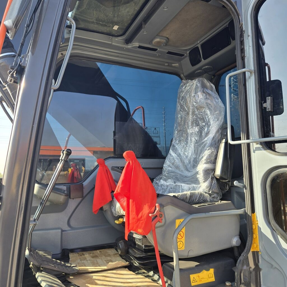 Volvo EC240 - Lintekskavaator: pilt 3 Volvo EC240 - Lintekskavaator: pilt 3