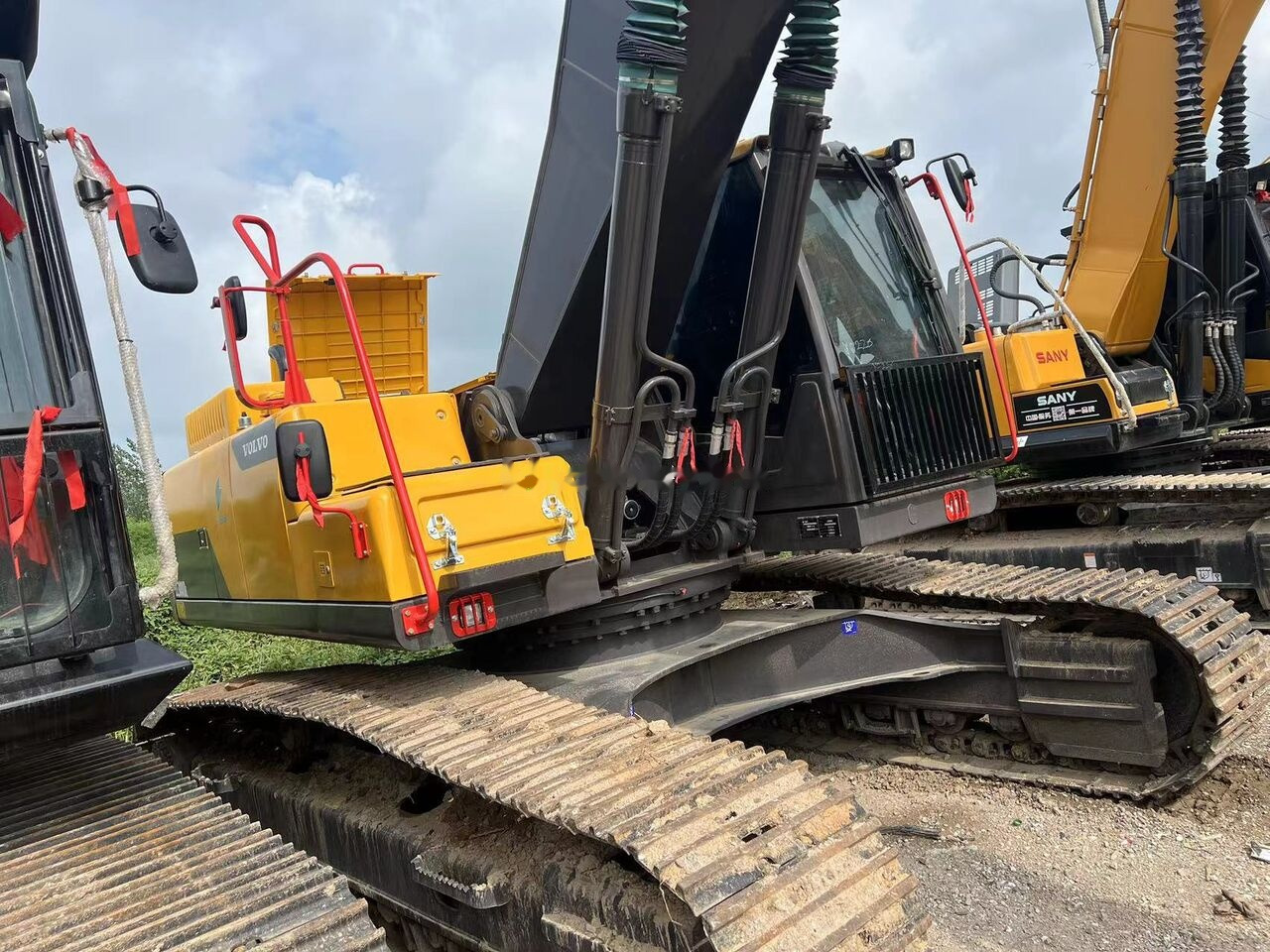 Lintekskavaator Volvo EC300D: pilt 12