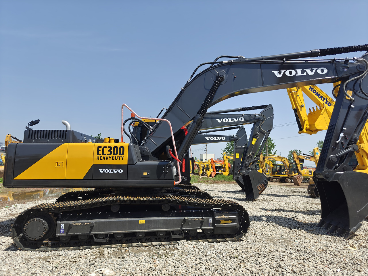 Volvo EC300DL - Lintekskavaator: pilt 1 Volvo EC300DL - Lintekskavaator: pilt 1