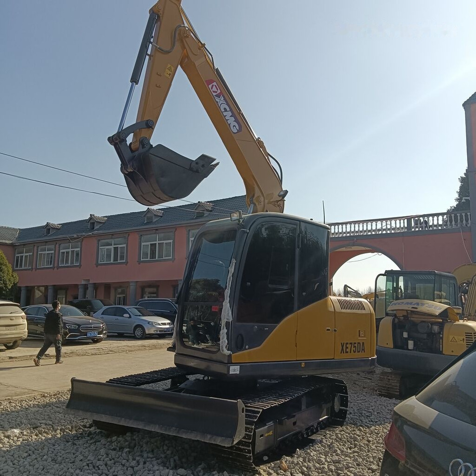XCMG XE75DA - Miniekskavaator: pilt 2 XCMG XE75DA - Miniekskavaator: pilt 2