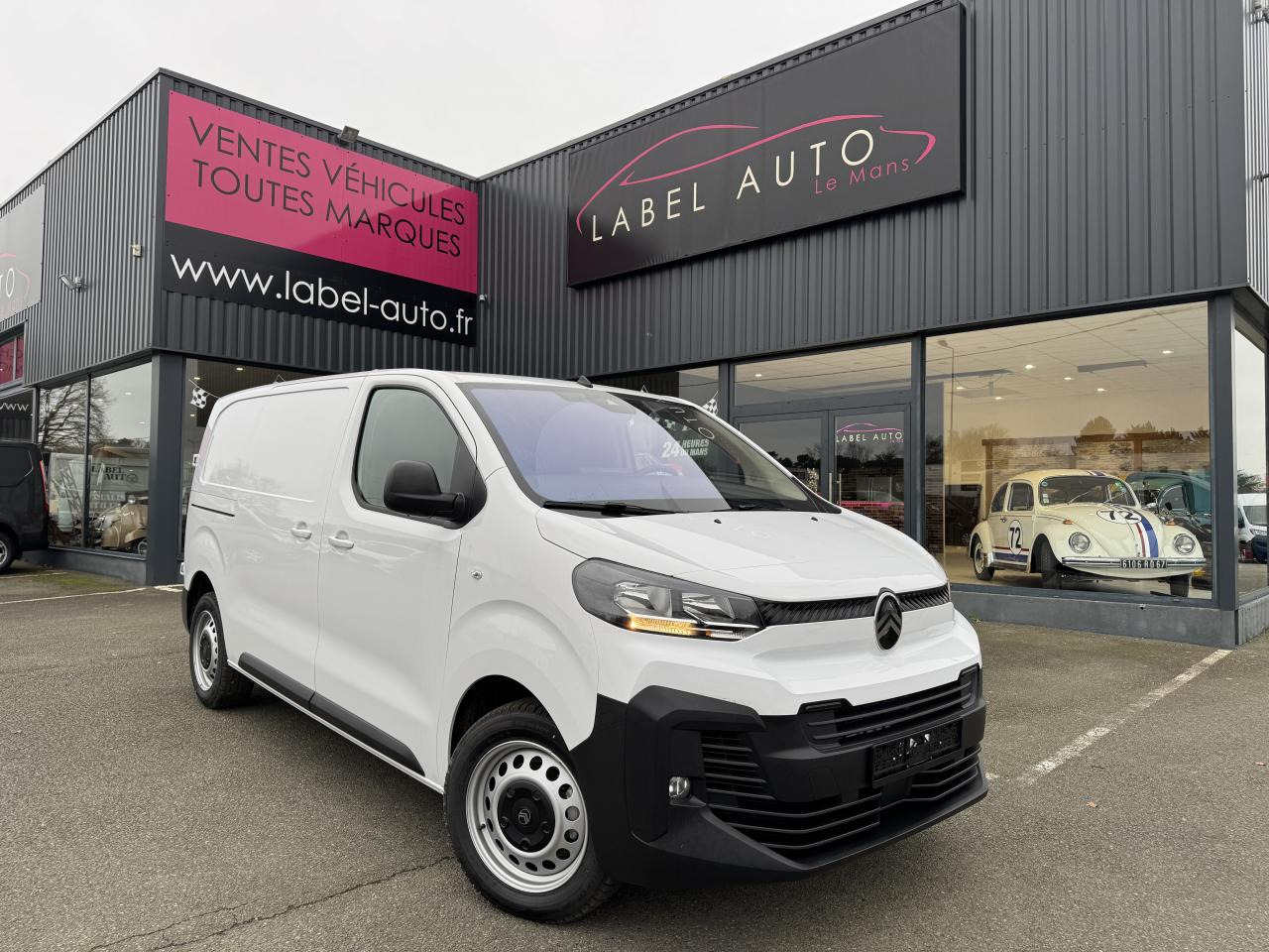 CITROEN Jumpy M 2.0 BlueHDi - 145 S&S - BV EAT8 III FOURGON . PHASE 2 - Kaubik: pilt 5 CITROEN Jumpy M 2.0 BlueHDi - 145 S&S - BV EAT8 III FOURGON . PHASE 2 - Kaubik: pilt 5