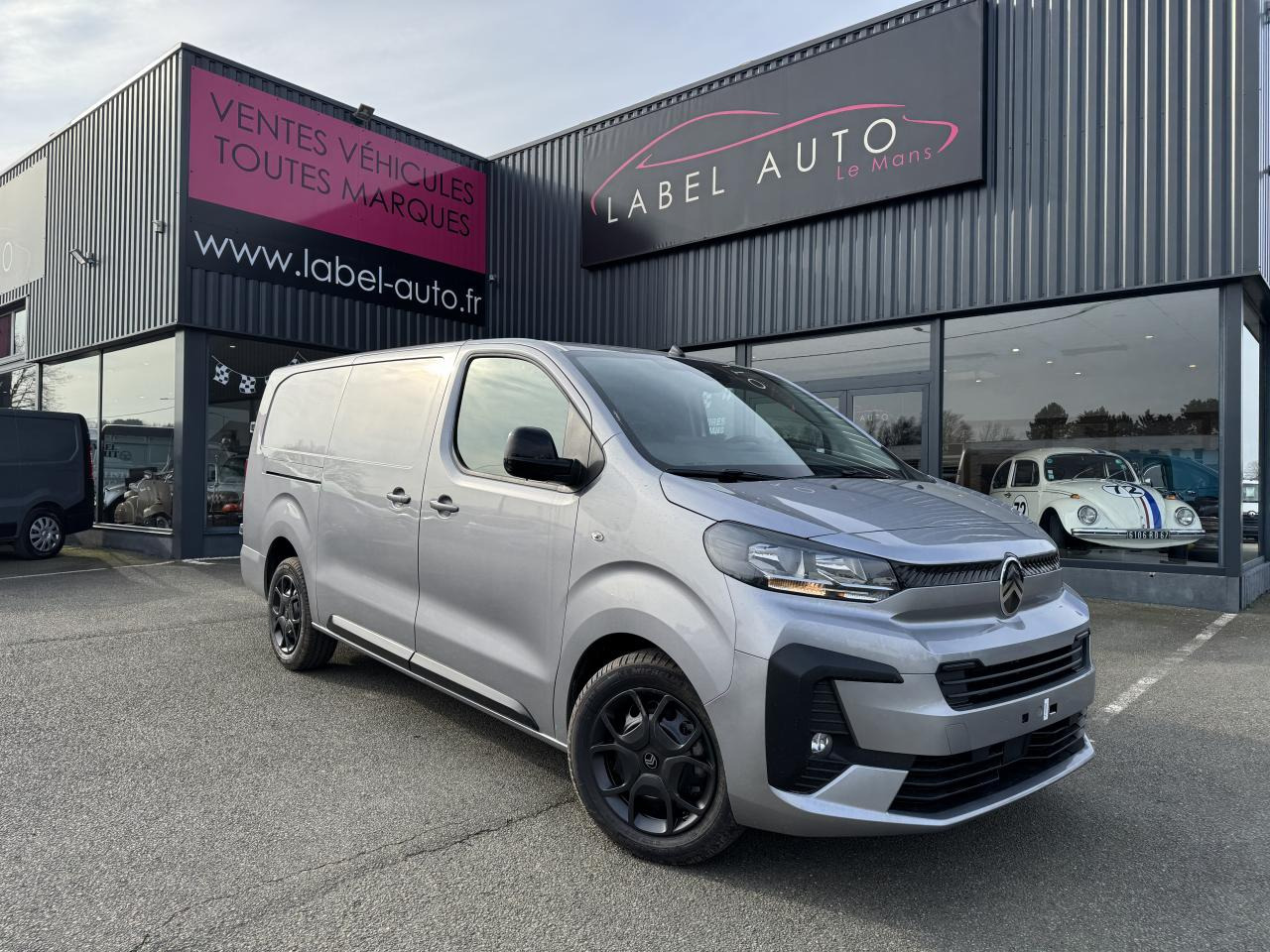 CITROEN Jumpy XL 2.0 BlueHDi - 180 S&S - BV EAT8 III FOURGON . PHASE 2 - Kaubik: pilt 1 CITROEN Jumpy XL 2.0 BlueHDi - 180 S&S - BV EAT8 III FOURGON . PHASE 2 - Kaubik: pilt 1