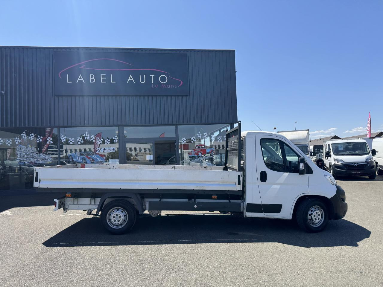 Citroen Jumper CITROËN 3T5 PLATEAU 4M20 2.2 HDI 140 CH CONTROL - Madelauto: pilt 1 Citroen Jumper CITROËN 3T5 PLATEAU 4M20 2.2 HDI 140 CH CONTROL - Madelauto: pilt 1