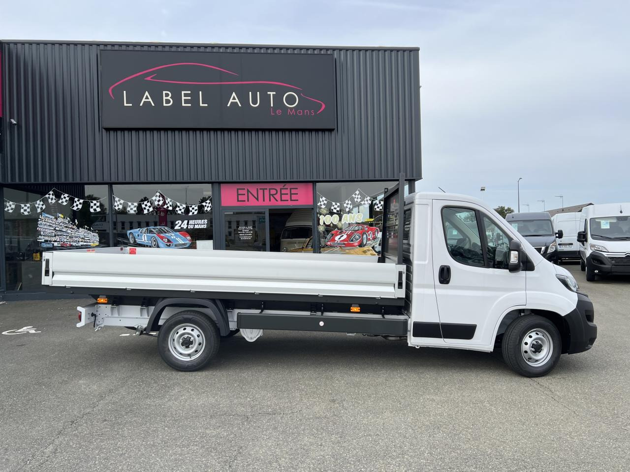 FIAT DUCATO 3T5 PLATEAU 4M20 2.3 MJT 140CH - Madelauto: pilt 1 FIAT DUCATO 3T5 PLATEAU 4M20 2.3 MJT 140CH - Madelauto: pilt 1
