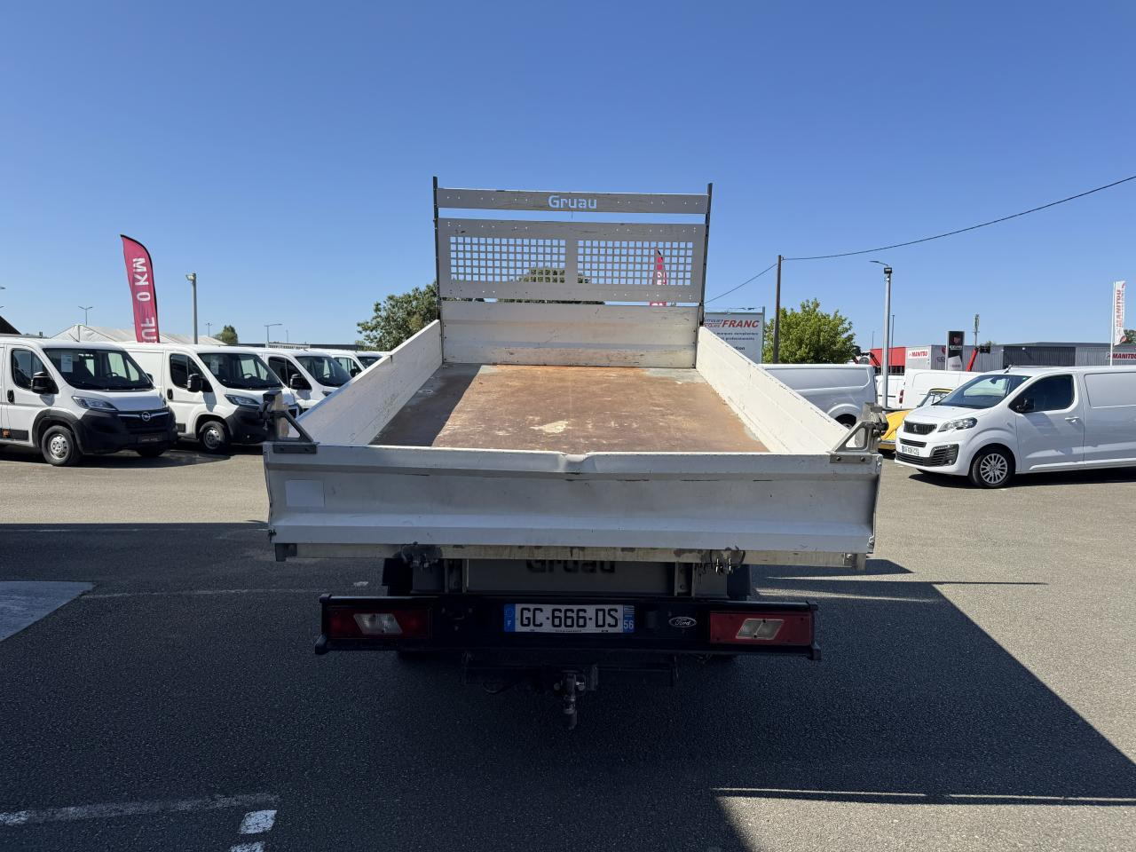 FORD TRANSIT BENNE COFFRE 350 L3 2.0 EcoBlue 170CH - Tarbesõiduk kallur: pilt 4 FORD TRANSIT BENNE COFFRE 350 L3 2.0 EcoBlue 170CH - Tarbesõiduk kallur: pilt 4