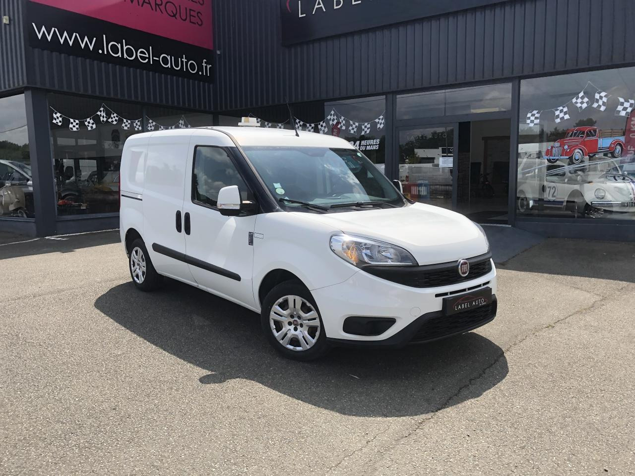 Fiat Doblo Cargo 1.3 MULTIJET 95CH PACK PROFESSIONAL TRIO E6 - Väike kaubik: pilt 1 Fiat Doblo Cargo 1.3 MULTIJET 95CH PACK PROFESSIONAL TRIO E6 - Väike kaubik: pilt 1