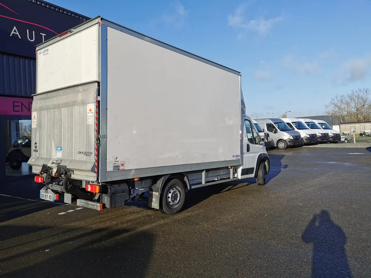 Fiat Ducato 3.5 L H3-POWER 140CH MAXI HEAVY DUTY CAISSE 20M³ + HAYON 750KG + AUVENT PACK PRO - Tarbesõiduk furgoon: pilt 5 Fiat Ducato 3.5 L H3-POWER 140CH MAXI HEAVY DUTY CAISSE 20M³ + HAYON 750KG + AUVENT PACK PRO - Tarbesõiduk furgoon: pilt 5