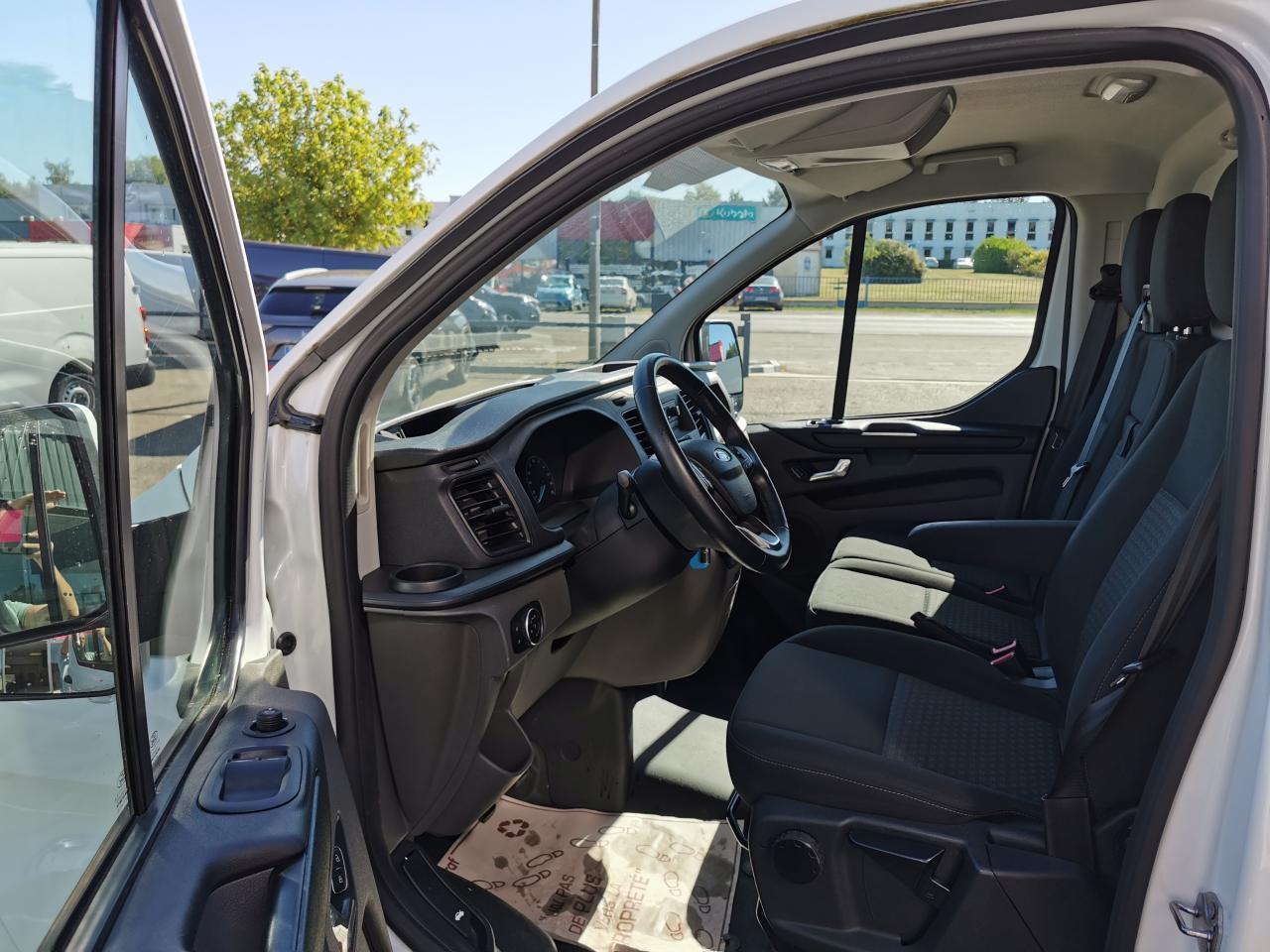 Ford Transit Custom 2.0 ECOBLUE MHEV - 130CH TREND BUSINESS - Väike kaubik: pilt 5 Ford Transit Custom 2.0 ECOBLUE MHEV - 130CH TREND BUSINESS - Väike kaubik: pilt 5