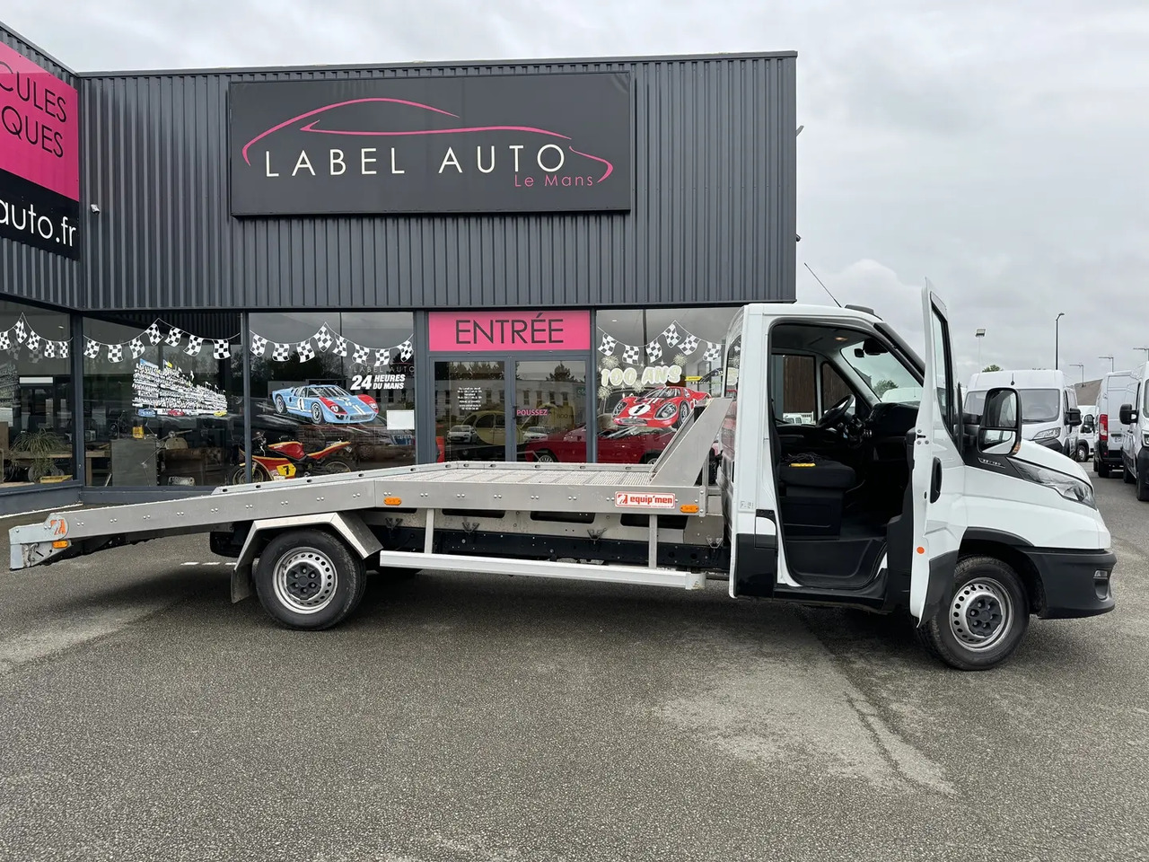 Iveco Daily 35S16 EMPATTEMENT 4100 - Puksiirauto: pilt 1 Iveco Daily 35S16 EMPATTEMENT 4100 - Puksiirauto: pilt 1