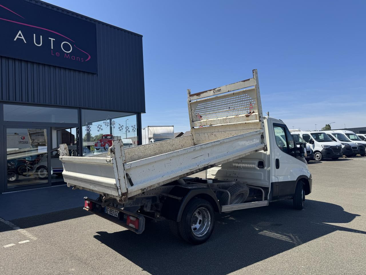 Iveco Daily IVECO 35 C 12 BENNE RJ 2.3 120 CH - Tarbesõiduk kallur: pilt 5 Iveco Daily IVECO 35 C 12 BENNE RJ 2.3 120 CH - Tarbesõiduk kallur: pilt 5