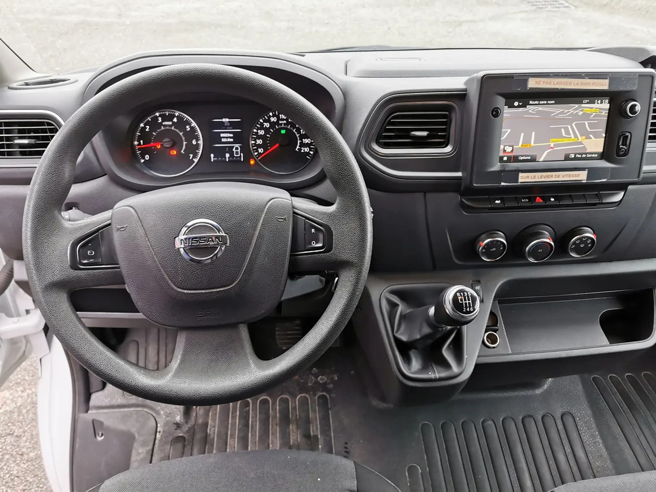 Nissan Interstar L2H2 3T5 2.3 DCI 135CH N-CONNECTA CAB APPRO - Meeskonnaauto: pilt 3 Nissan Interstar L2H2 3T5 2.3 DCI 135CH N-CONNECTA CAB APPRO - Meeskonnaauto: pilt 3