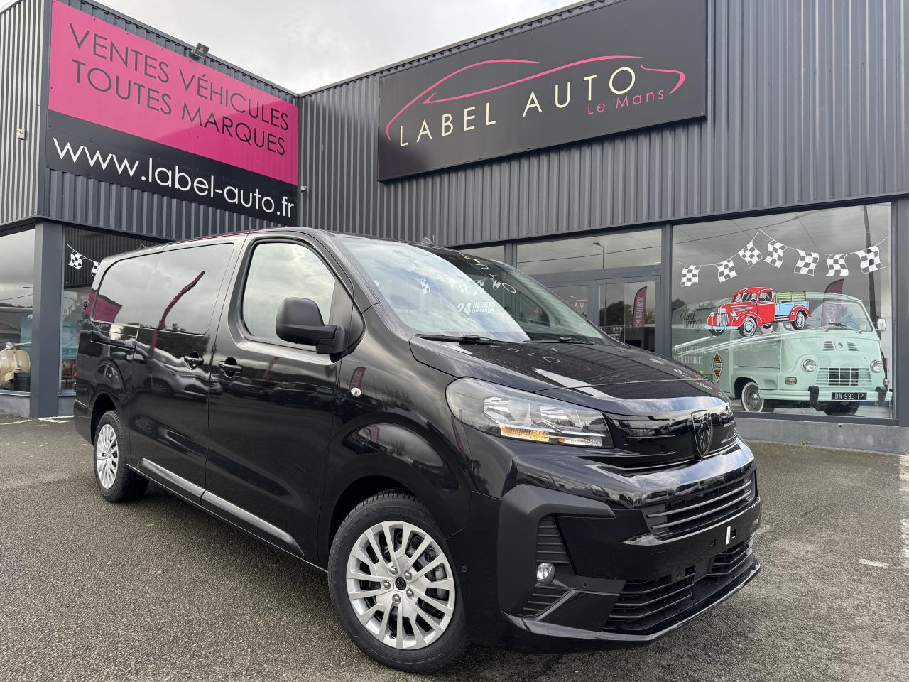 PEUGEOT Expert XL 2.0 BlueHDi - 180 S&S - BV EAT8 III CABINE APPROFONDIE Fourgon Cabine approfondie Fix - Kaubik: pilt 1 PEUGEOT Expert XL 2.0 BlueHDi - 180 S&S - BV EAT8 III CABINE APPROFONDIE Fourgon Cabine approfondie Fix - Kaubik: pilt 1