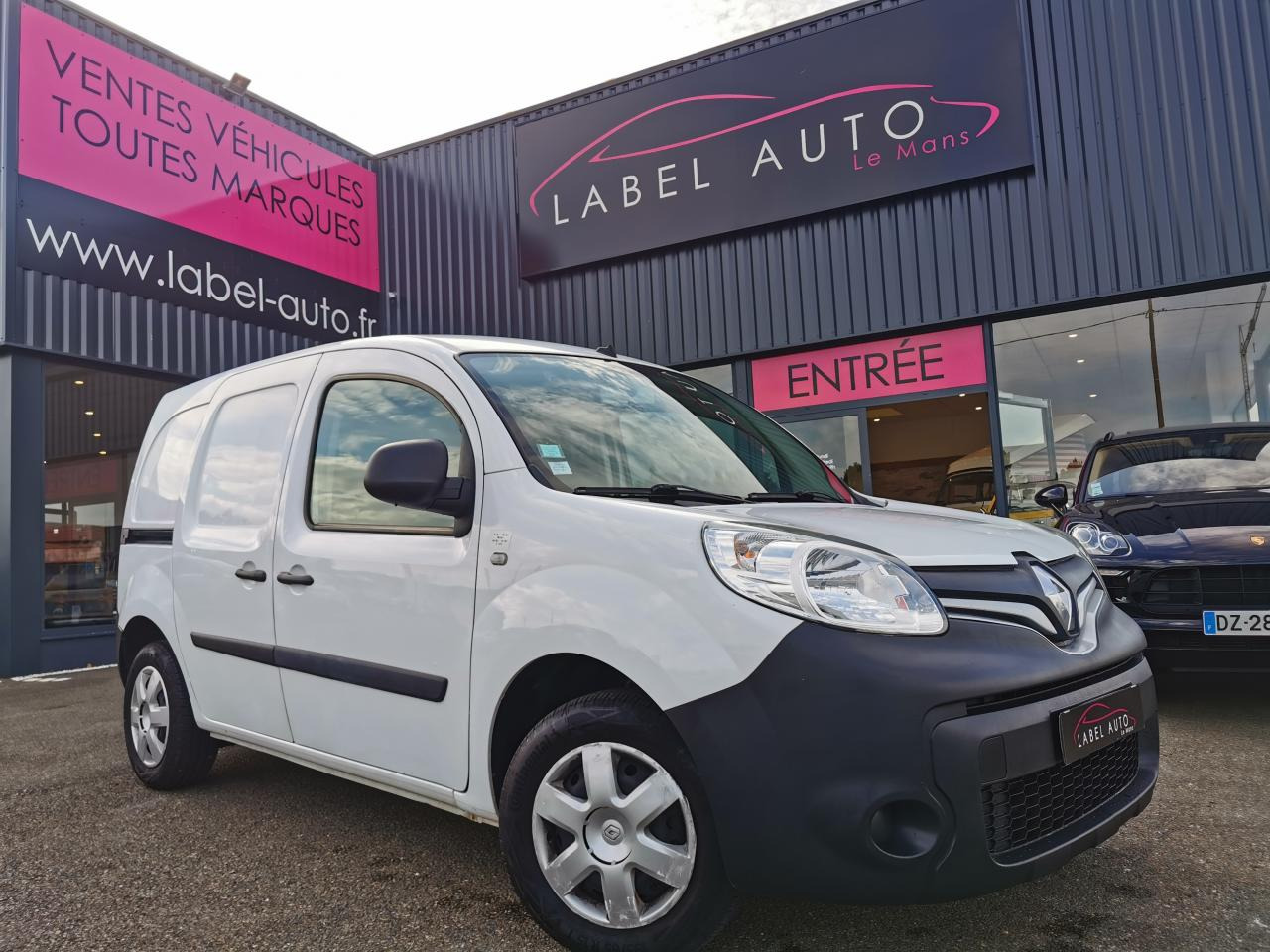 RENAULT Kangoo L1 1.5 Energy dCi - 80 II EXPRESS FOURGON Générique PHASE 2 - Kaubik: pilt 1 RENAULT Kangoo L1 1.5 Energy dCi - 80 II EXPRESS FOURGON Générique PHASE 2 - Kaubik: pilt 1