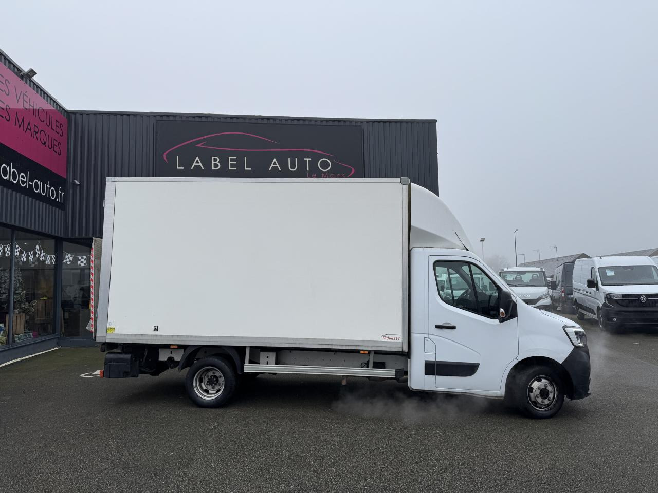 RENAULT MASTER CAISSE 20M3 + HAYON RJ 2.3 DCI 145CH - Tarbesõiduk furgoon: pilt 1 RENAULT MASTER CAISSE 20M3 + HAYON RJ 2.3 DCI 145CH - Tarbesõiduk furgoon: pilt 1