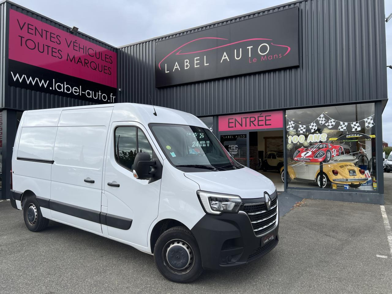 RENAULT Master Confort 3t5 L2H2 2.3 dCi 135 ch FOURGON Traction - Kaubik: pilt 1 RENAULT Master Confort 3t5 L2H2 2.3 dCi 135 ch FOURGON Traction - Kaubik: pilt 1