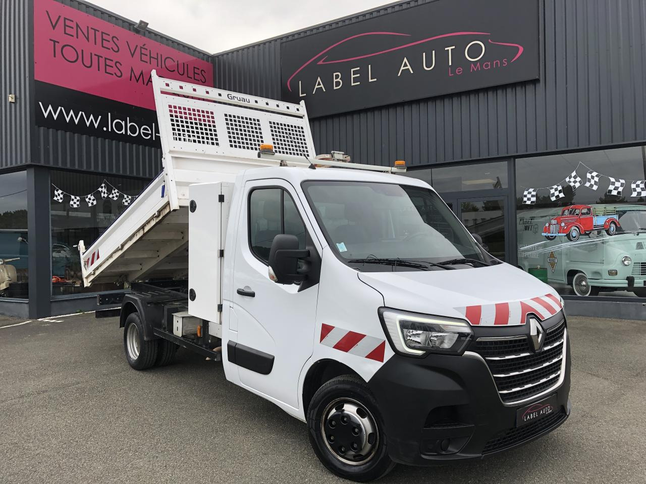 RENAULT Master Confort R3500RJ L3 2.3 dCi - 145 Petite Série  III TRANSPORTS SPECIFIQUES BENNE Benne - Tarbesõiduk kallur: pilt 1 RENAULT Master Confort R3500RJ L3 2.3 dCi - 145 Petite Série  III TRANSPORTS SPECIFIQUES BENNE Benne - Tarbesõiduk kallur: pilt 1