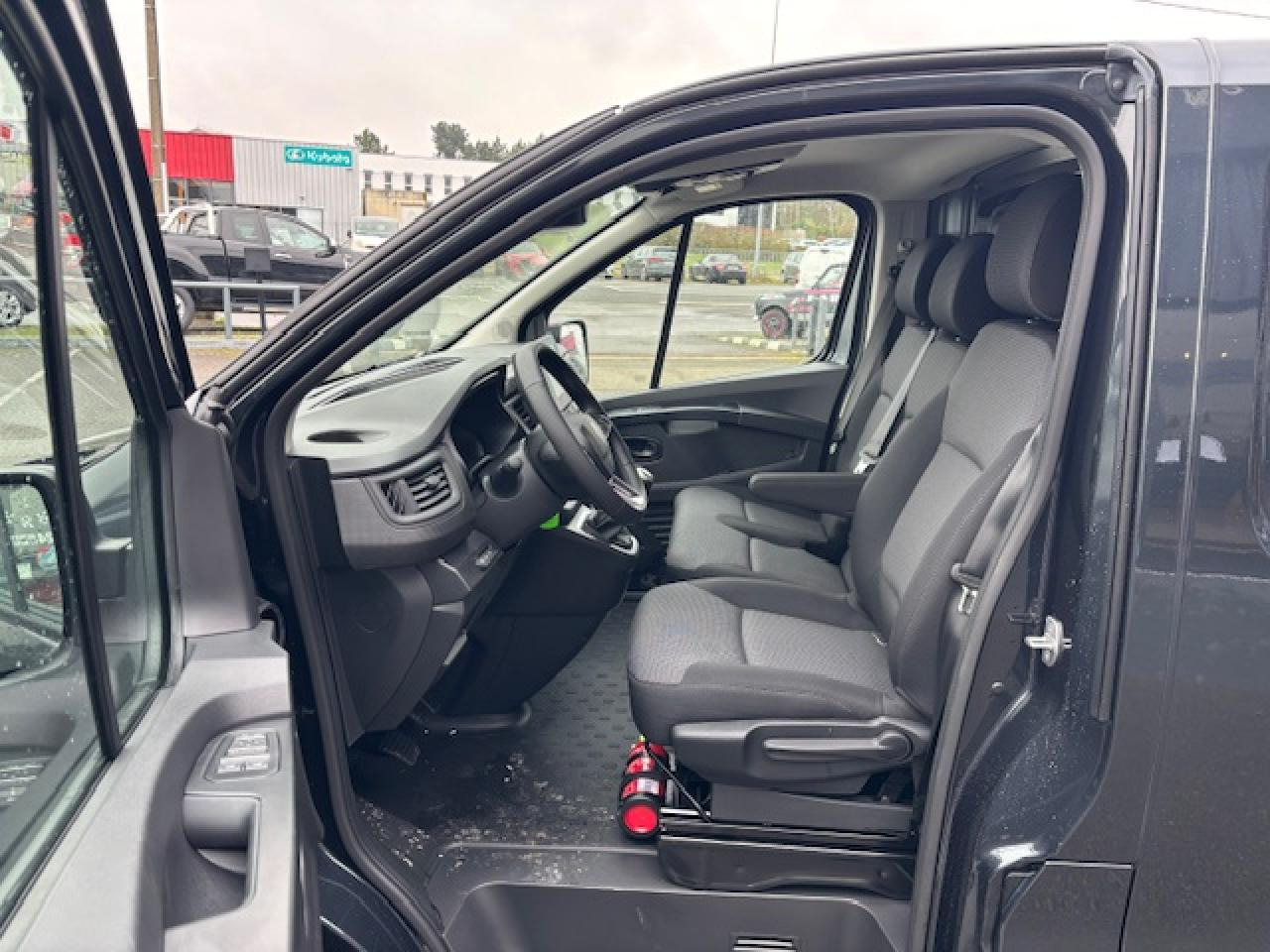 RENAULT Trafic L2H1 3000 Kg 2.0 Blue dCi - 150 2024  III FOURGON Fourgon Advance L2H1 PHASE 3 - Kaubik: pilt 5 RENAULT Trafic L2H1 3000 Kg 2.0 Blue dCi - 150 2024  III FOURGON Fourgon Advance L2H1 PHASE 3 - Kaubik: pilt 5