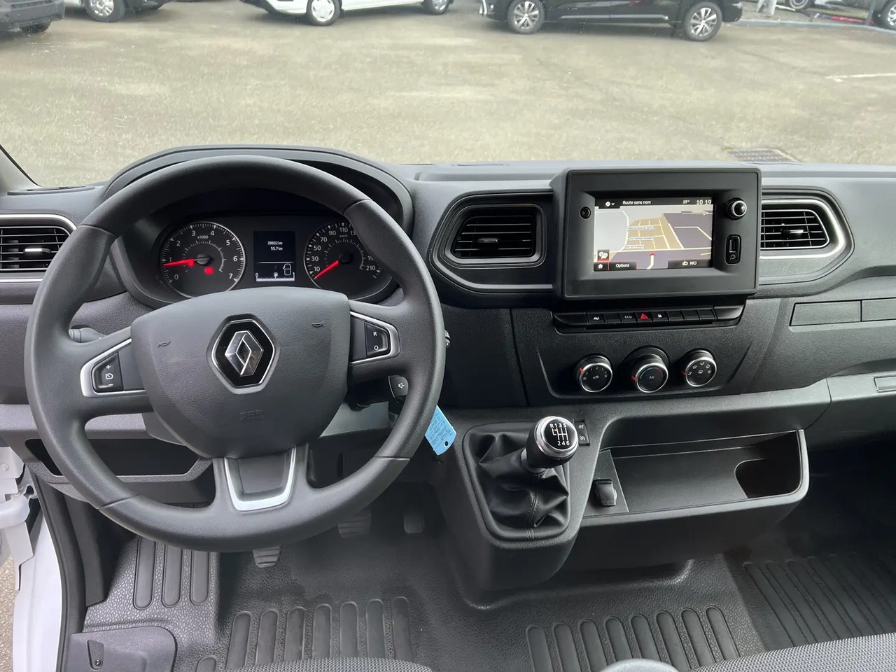 Renault Master F3300 L2H2 2.3 BLUE DCI 135CH GRAND CONFORT EURO6 - Kaubik: pilt 4 Renault Master F3300 L2H2 2.3 BLUE DCI 135CH GRAND CONFORT EURO6 - Kaubik: pilt 4