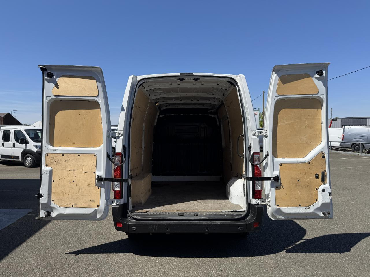 Renault Master F3300 L2H2 2.3 DCI 135CH GRAND CONFORT E6 - Kaubik: pilt 2 Renault Master F3300 L2H2 2.3 DCI 135CH GRAND CONFORT E6 - Kaubik: pilt 2
