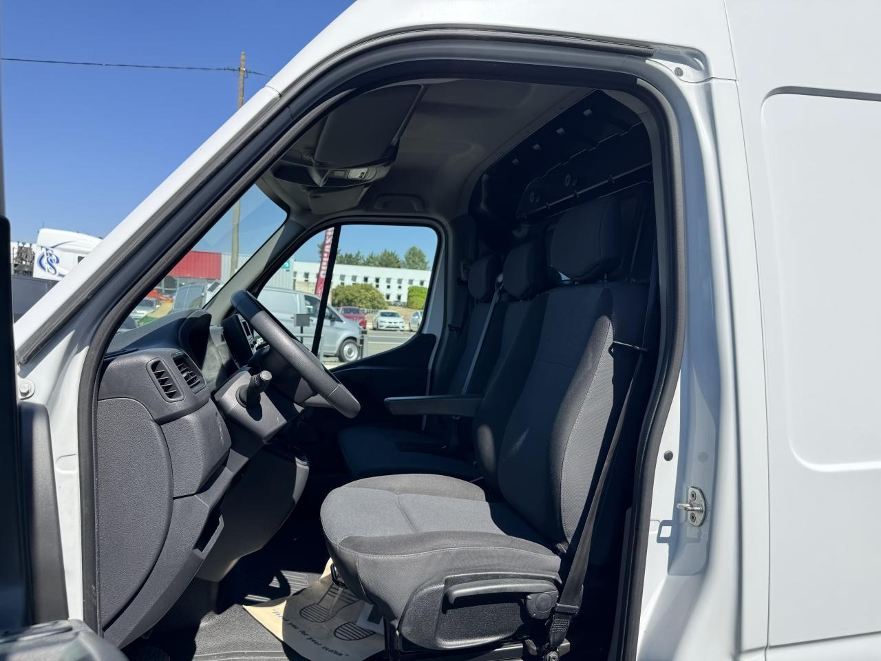 Renault Master F3500 L3H2 2.3 DCI 135CH CONFORT EURO6 - Kaubik: pilt 4 Renault Master F3500 L3H2 2.3 DCI 135CH CONFORT EURO6 - Kaubik: pilt 4