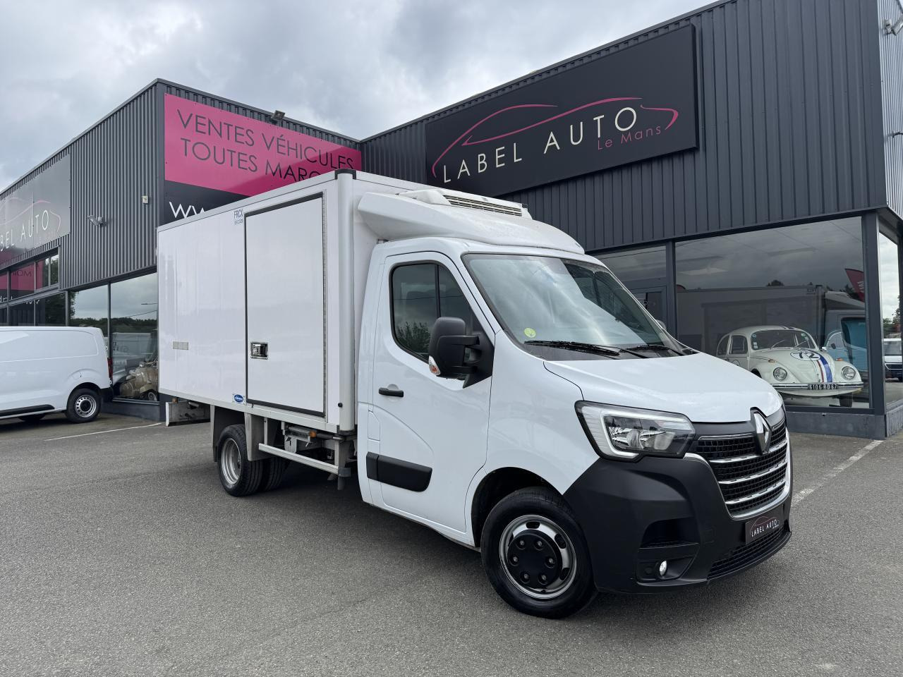 Renault Master FRIGORIFIQUE RJ3500 L3 2.3 BLUE DCI 165CH CAISSE 12M3 - Tarbesõiduk külmik: pilt 2 Renault Master FRIGORIFIQUE RJ3500 L3 2.3 BLUE DCI 165CH CAISSE 12M3 - Tarbesõiduk külmik: pilt 2