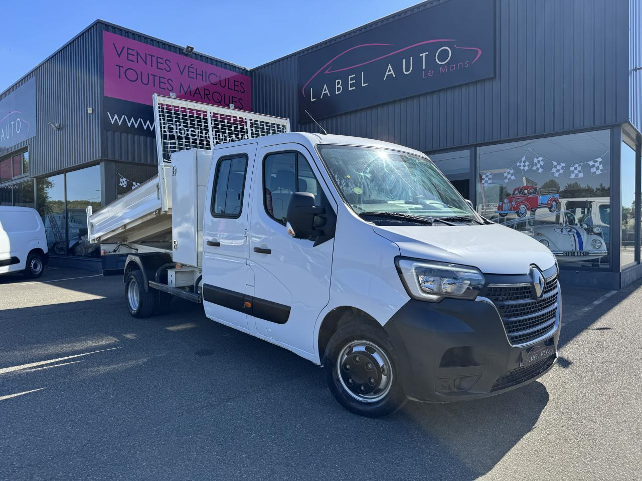 Renault Master RENAULT 3T5 BENNE + COFFRE RJ DOUBLE CABINE 6 PL 2.3 DCI 130 CH CONFORT + GPS + REGUL + CLIM - Tarbesõiduk kallur: pilt 2 Renault Master RENAULT 3T5 BENNE + COFFRE RJ DOUBLE CABINE 6 PL 2.3 DCI 130 CH CONFORT + GPS + REGUL + CLIM - Tarbesõiduk kallur: pilt 2