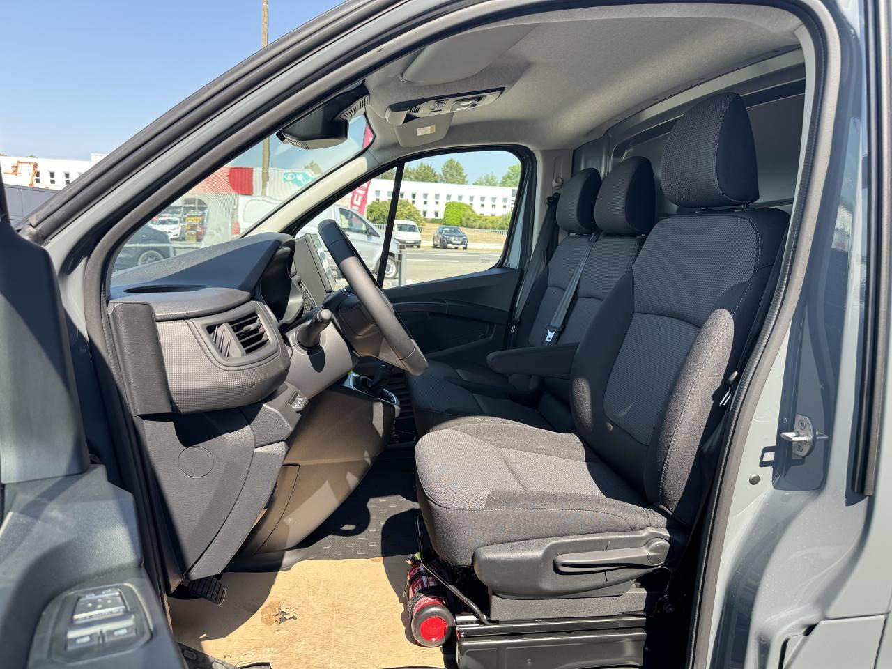 Renault Trafic L2H1 3T 2.0 BLUE DCI 170CH ADVANCE CARPLAY CAM - Kaubik: pilt 4 Renault Trafic L2H1 3T 2.0 BLUE DCI 170CH ADVANCE CARPLAY CAM - Kaubik: pilt 4