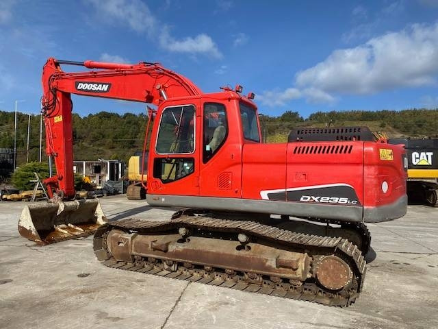 Doosan DX 235 LC - Lintekskavaator: pilt 1 Doosan DX 235 LC - Lintekskavaator: pilt 1