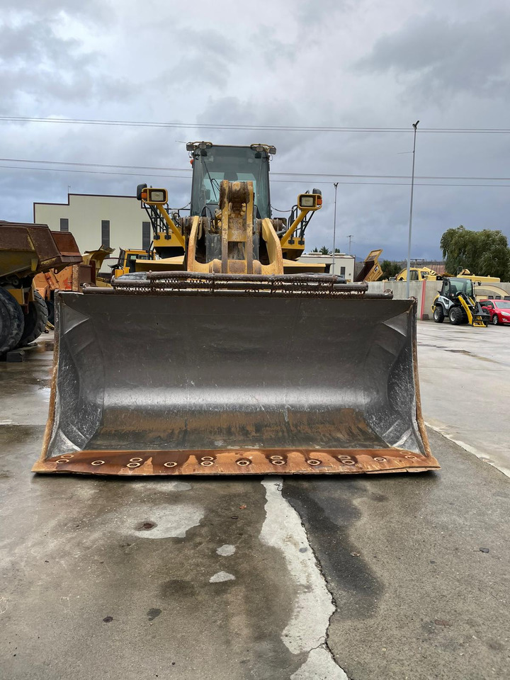 KOMATSU WA600-6 - Rataslaadur: pilt 5 KOMATSU WA600-6 - Rataslaadur: pilt 5