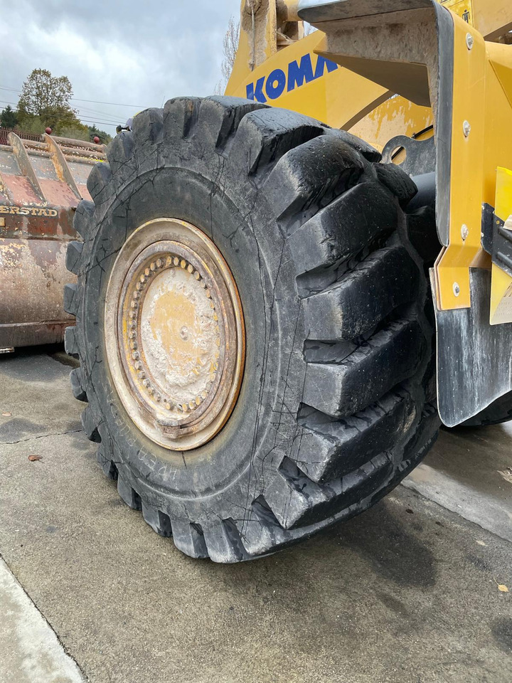 Rataslaadur KOMATSU WA600-6: pilt 12