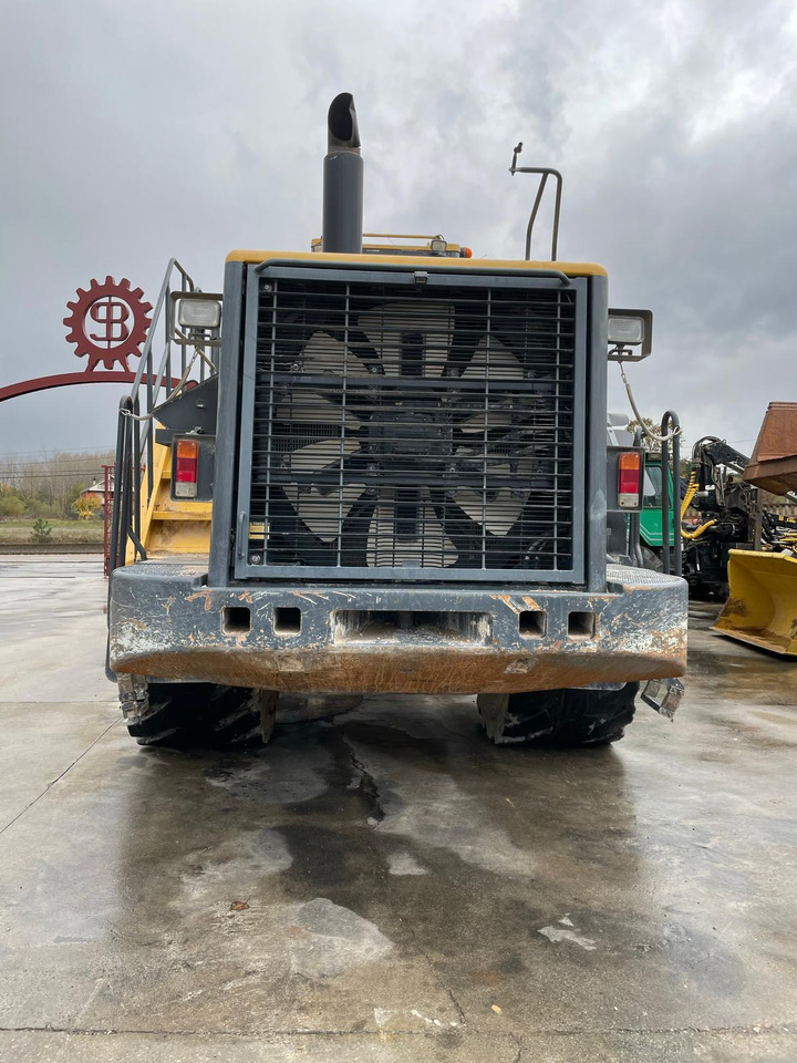 KOMATSU WA600-6 - Rataslaadur: pilt 3 KOMATSU WA600-6 - Rataslaadur: pilt 3