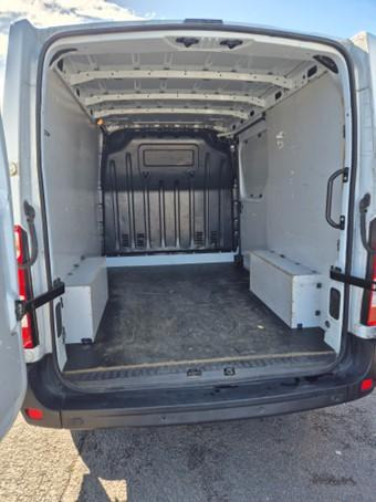 Opel Movano Fourgon L1H1 F3300 135 cv Bi-turbo - Väike kaubik: pilt 3 Opel Movano Fourgon L1H1 F3300 135 cv Bi-turbo - Väike kaubik: pilt 3