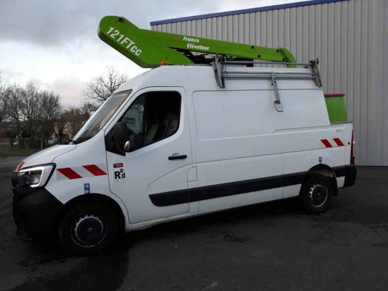 Renault Master 145.35 FG Tronqué L2H2 Nacelle Pack éco - Veoautolt tõusev platvorm: pilt 2 Renault Master 145.35 FG Tronqué L2H2 Nacelle Pack éco - Veoautolt tõusev platvorm: pilt 2